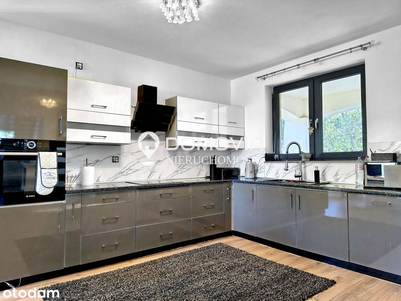 Wyjątkowy dom! Ukryty wśród zieleni, pod Zamościem-9