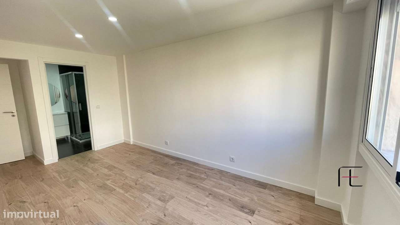 Apartamento T3 Venda em Águas Livres,Amadora - Grande imagem: 4/14