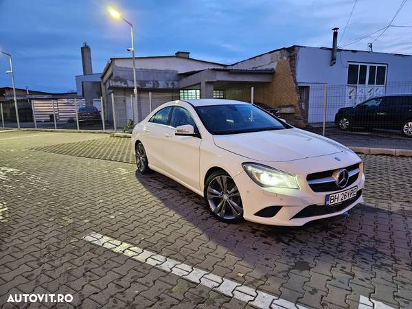 Mercedes-Benz CLA 220 (CDI) d 4Matic 7G-DCT Urban - 2