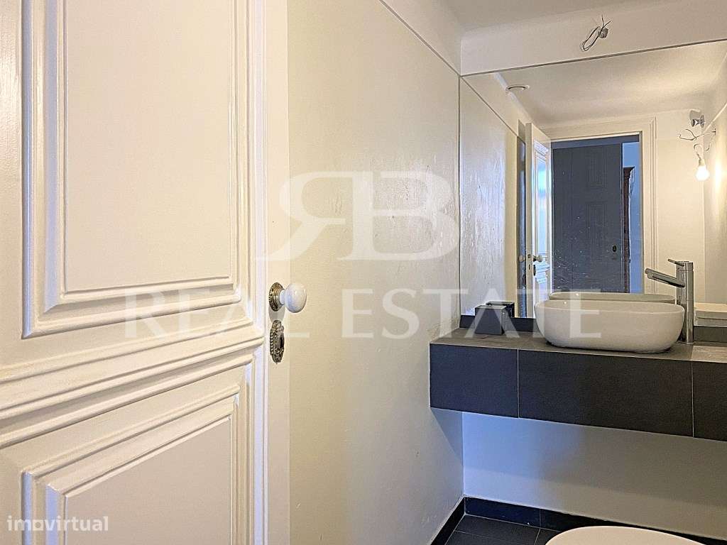 T3+1 com 3 salas e Vista no PRINCIPE REAL / PRAÇA DAS FLORES - cora...-19