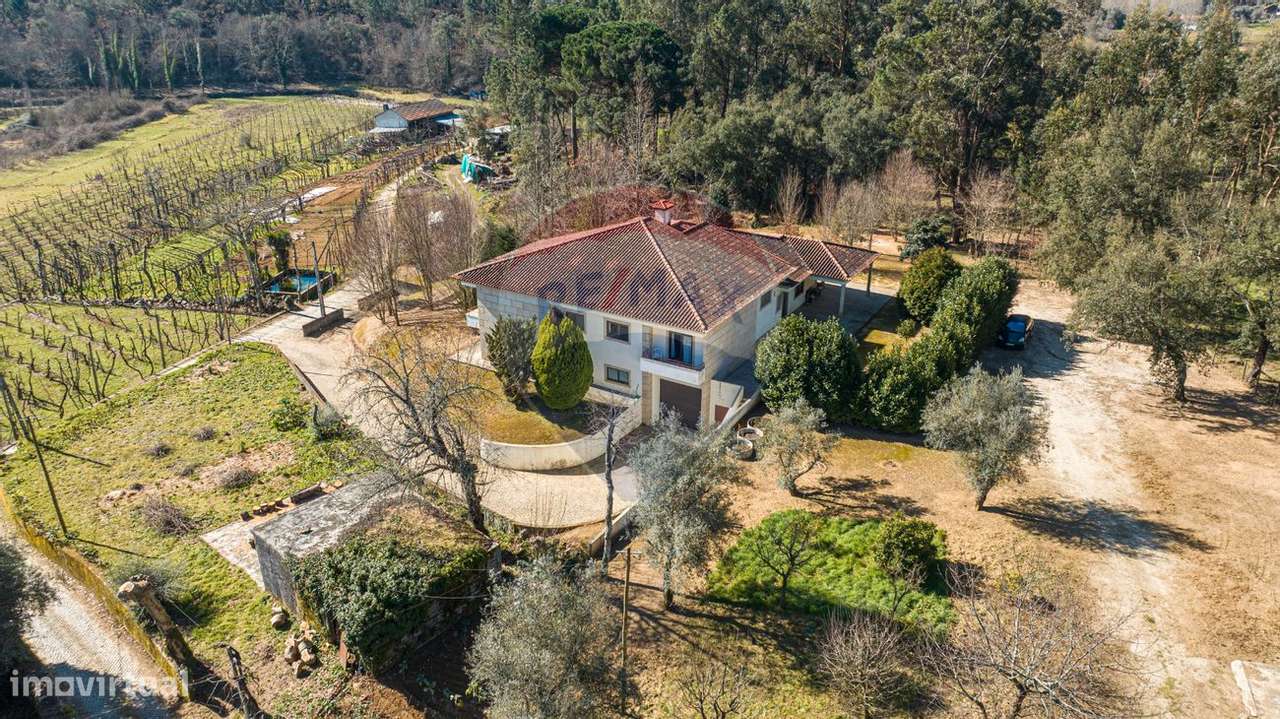 Moradia T4 para venda - Grande imagem: 2/44