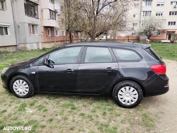 Opel Astra Sports Tourer 1.7 CDTI - 1