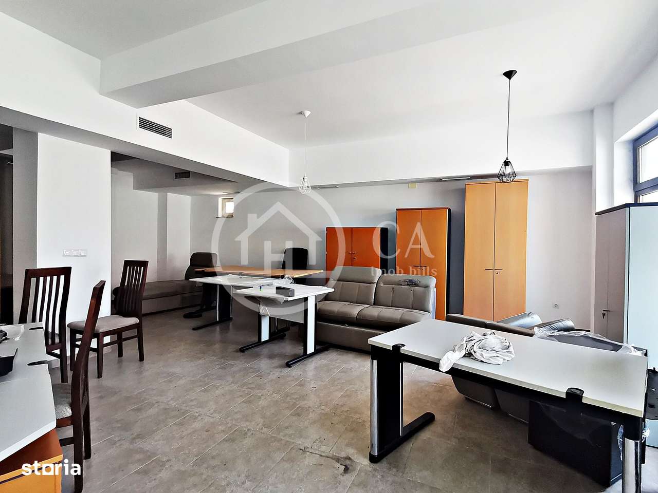 Casa de închiriat cu 7 camere în zona Dimitrie Cantemir, Oradea - Imagine principală: 3/20