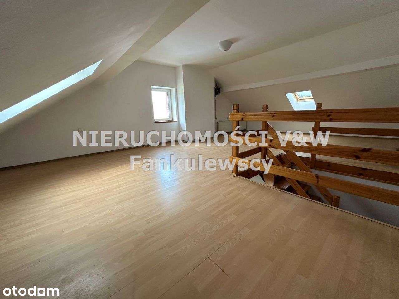 Piękny bliźniak z idealną lokalizacją i widokiem - Pełny obrazek: 4/20