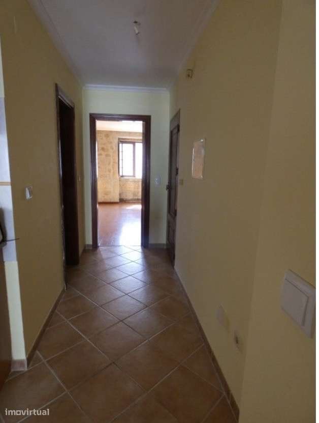 Apartamento 3 Assoalhadas Centro do Fundão 1 Andar-5