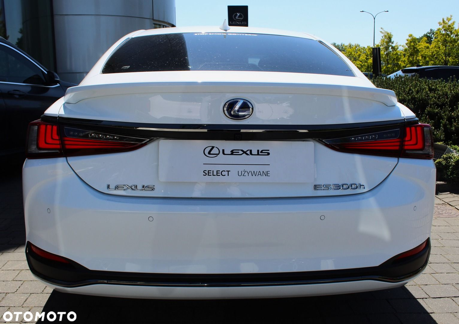 Lexus ES - 7
