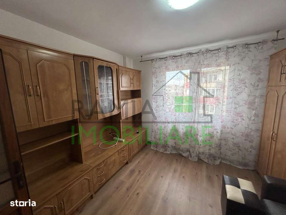 Exclusivitate! Garsoniera mobilata in Tractorul, aproape de Coresi-0