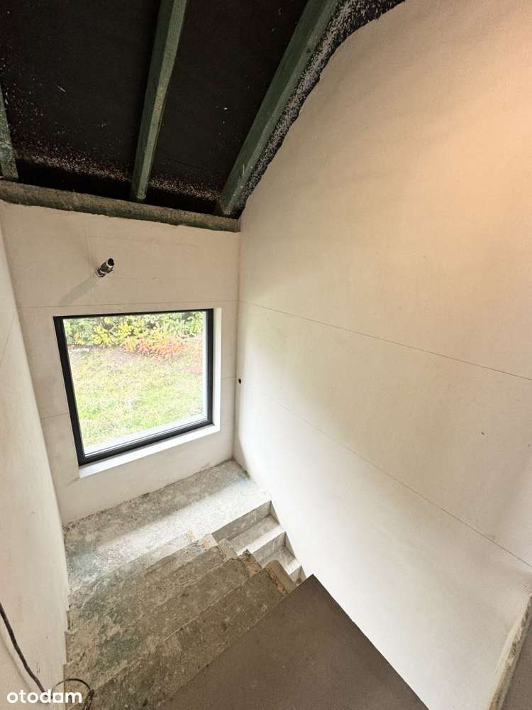 Dom w stanie deweloperskim na kameralnej działce-17