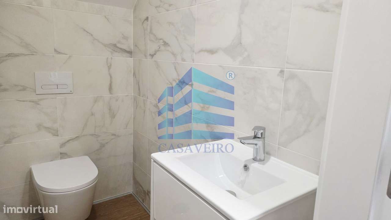 Apartamento T2 Duplex com terraço  centro de Esgueira-20