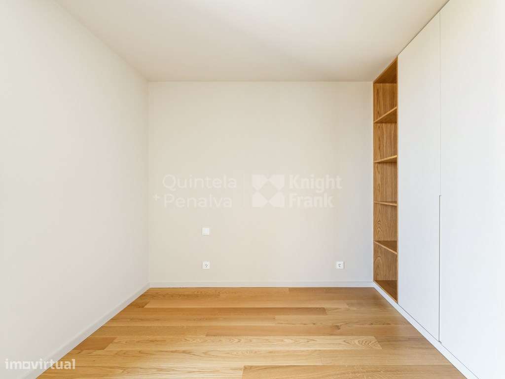 Apartamento T3 com varanda, nos Jardins d'Arrábida-16