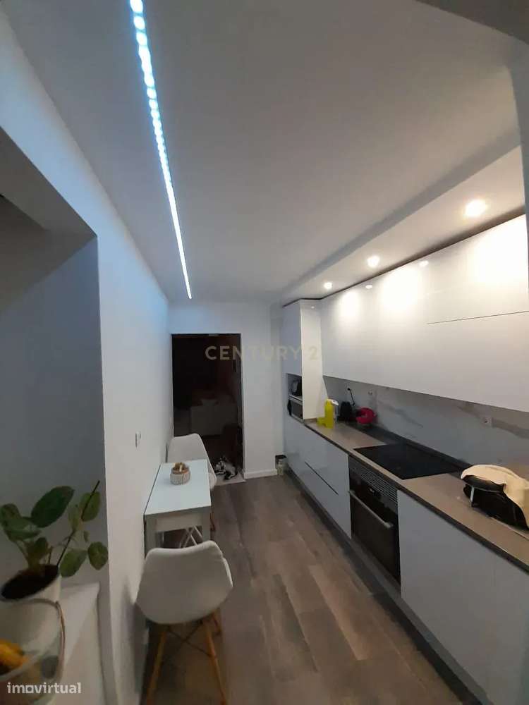 Apartamento T2 em Almada - Oportunidade Única! - Grande imagem: 5/22