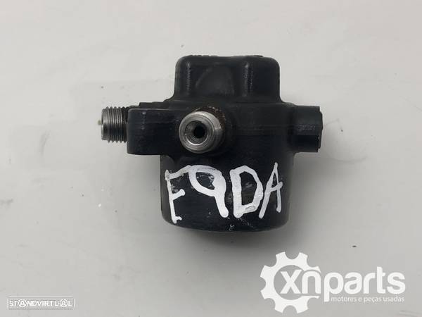 Régua  de injecção FORD FOCUS (DAW, DBW) 1.8 TDCi | 03.01 - 11.04 Usado REF. R91... - 3