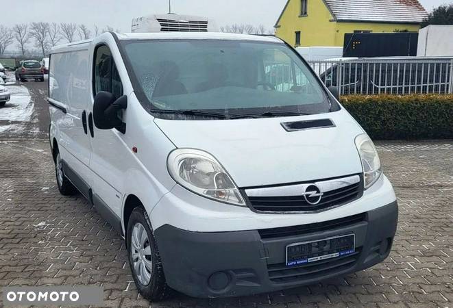 Opel Vivaro - 1