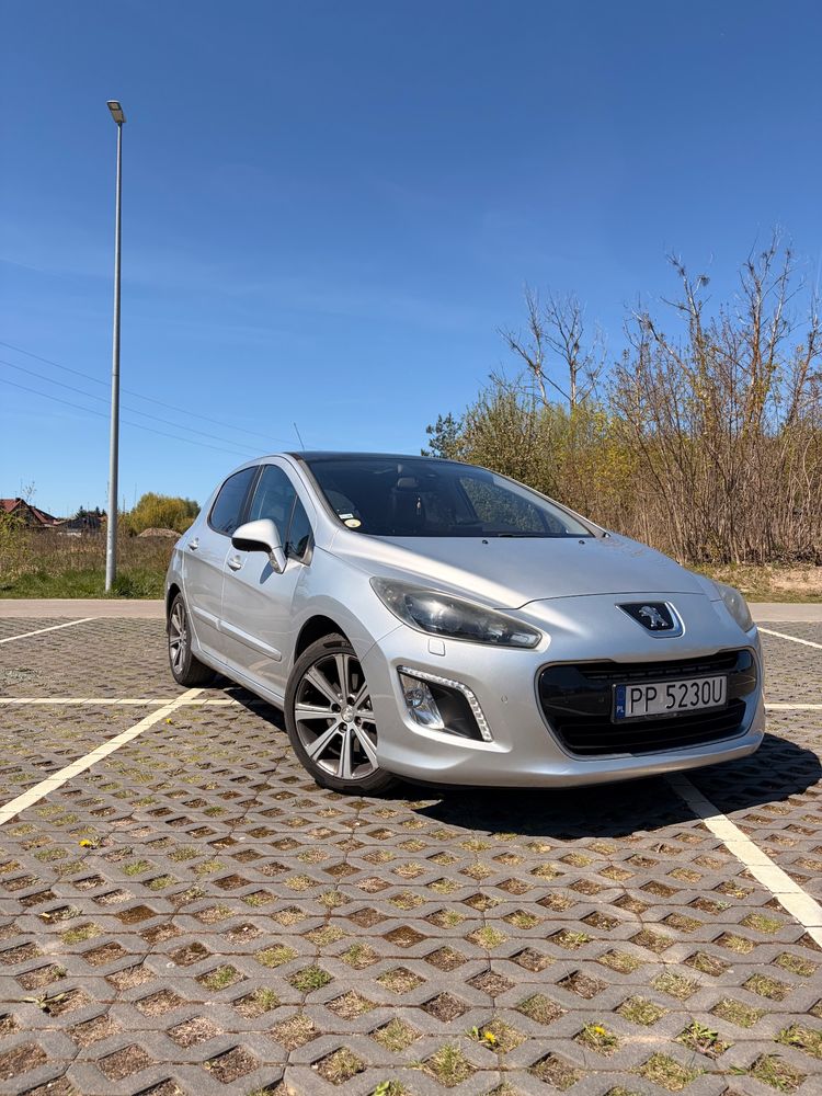 Peugeot 308 T7 2012