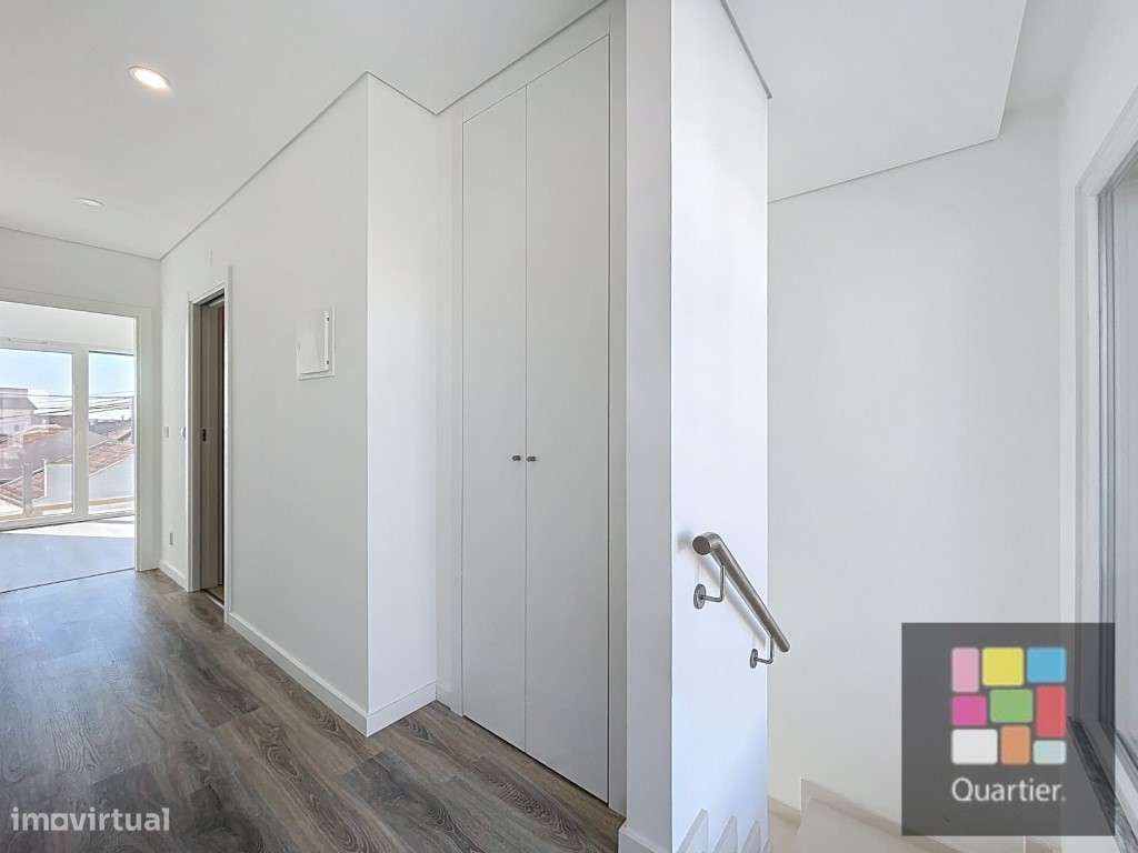 Moradia T3 + 1 com piscina na Charneca de Caparica. - Grande imagem: 5/22