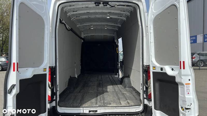 Ford Transit 350 L4H3 RWD - 17