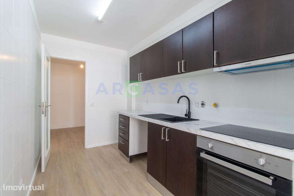 Apartamento T3  com varanda e lugar de garagem em Baguim do monte, Gon - Grande imagem: 2/25