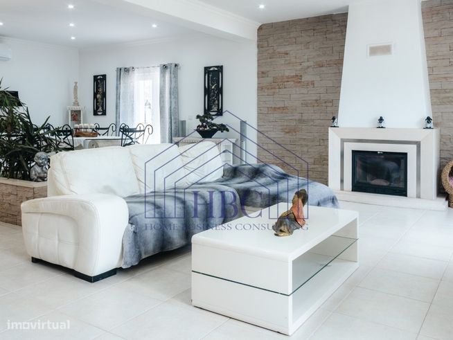 Moradia T3 + 1 com Piscina, em Lamas, Cadaval-1