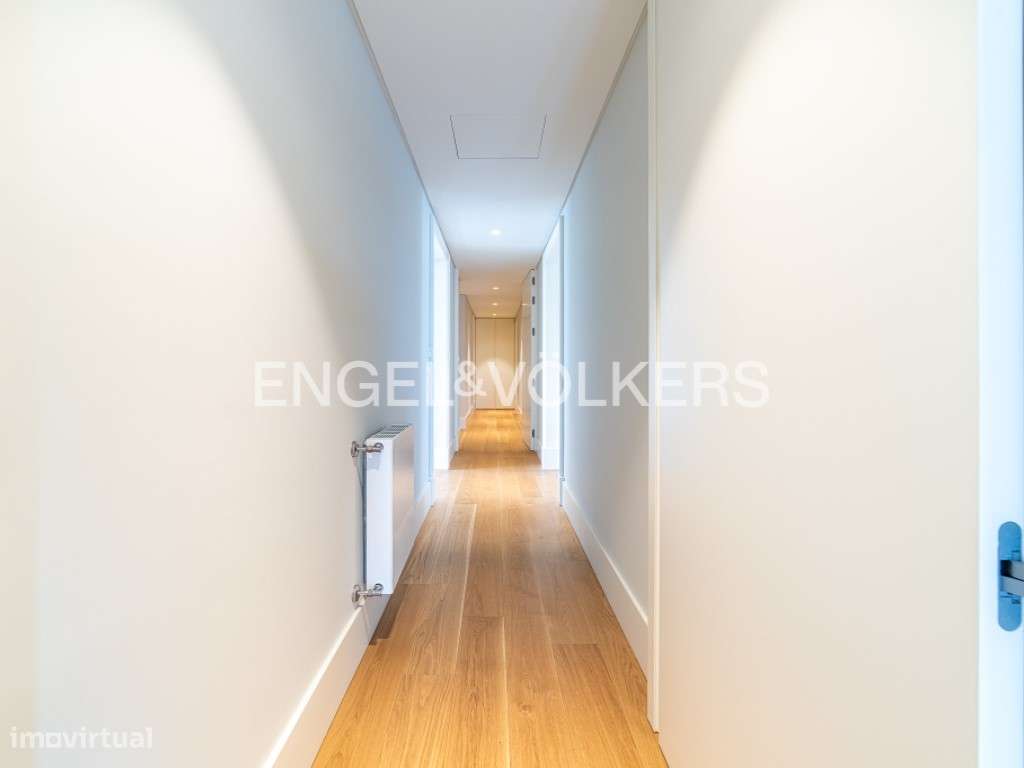 Exclusivo apartamento novo com 5 quartos (4 suites) e 4 lugares de ...-15