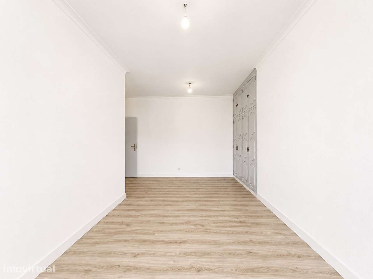 Apartamento T2 com garagem em Darque, Viana do Castelo-1