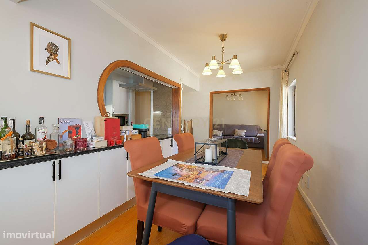 Apartamento T3  remodelado no Pragal-10