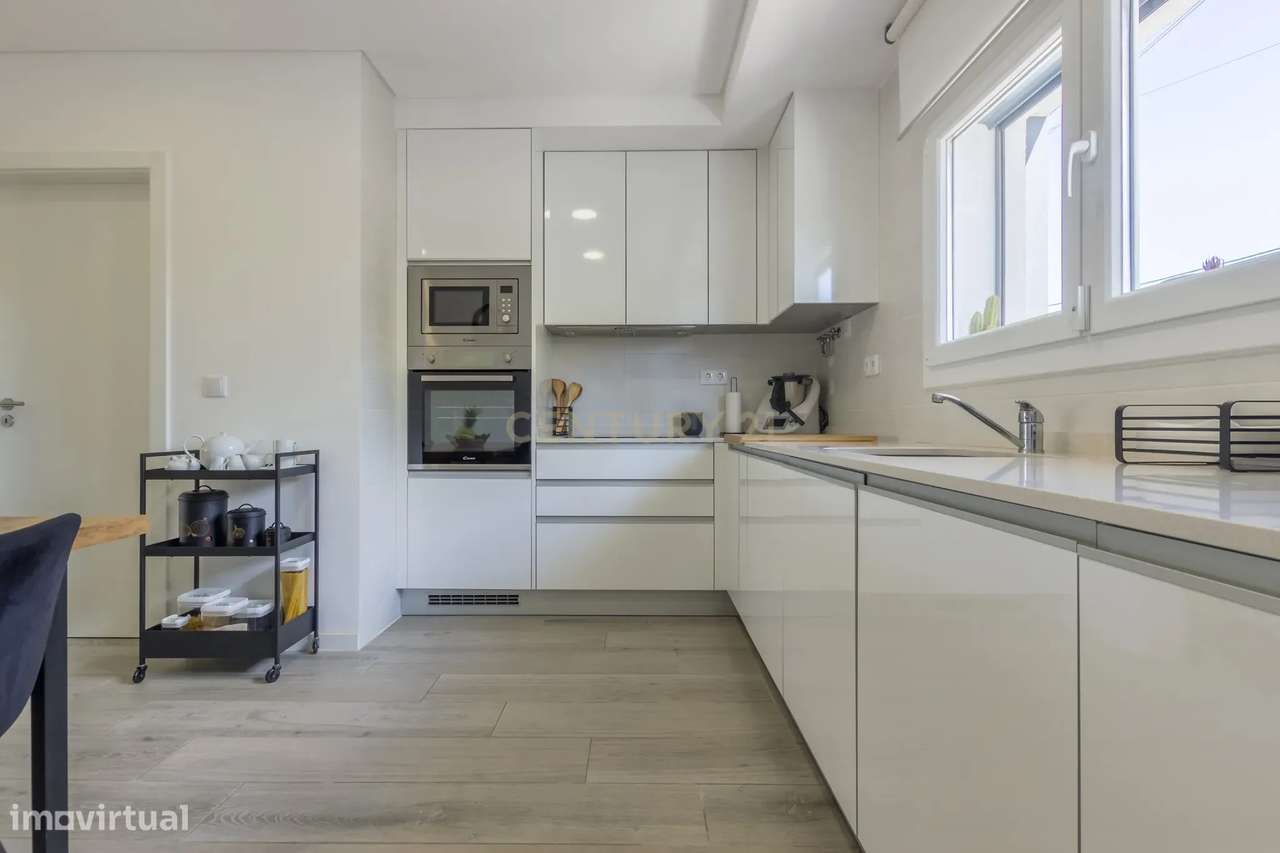 Moradia Geminada como Nova na Quinta do Conde-11