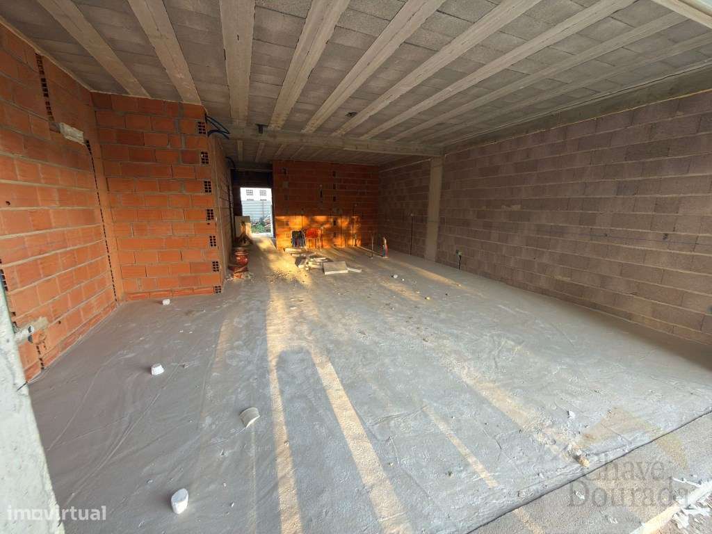 Apartamento T3 com logradouro e garagem - Mealhada-7