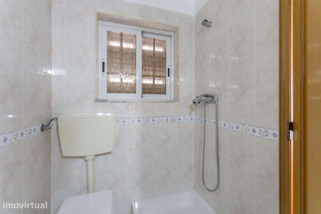 Moradia de 6 assoalhadas em lote de 500 m2-34