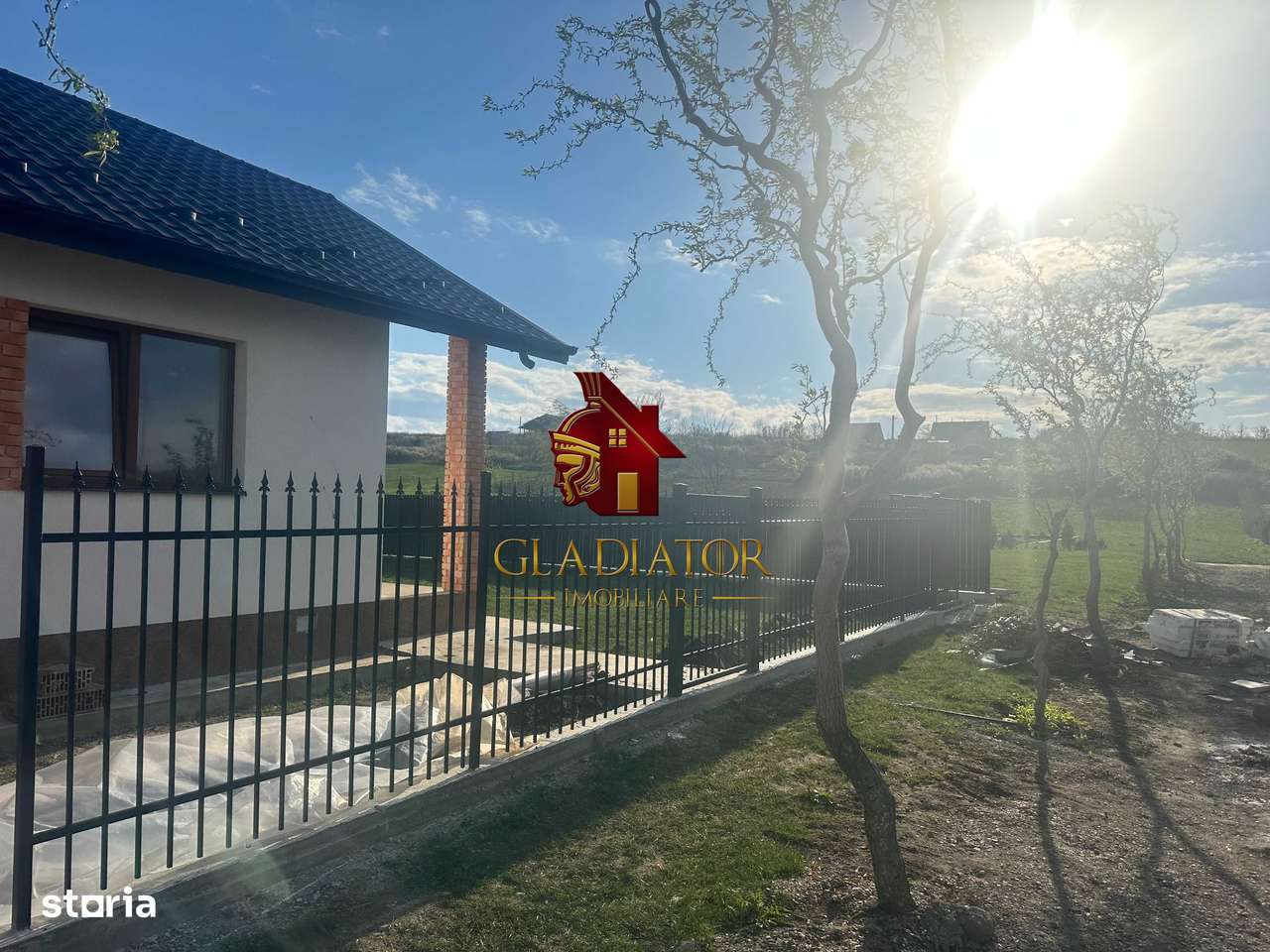 Casa plan parter deosebita, Lunca Cetatuii Ciurea, la asfalt, zona vis - Imagine principală: 5/20