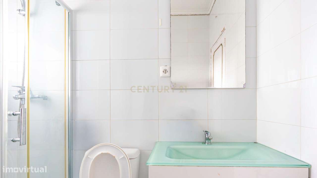 Apartamento T2 em Odivelas, Póvoa de Santo Adrião-24
