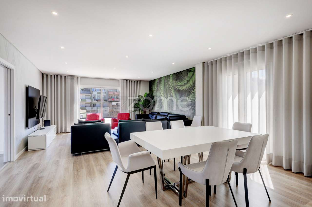 Apartamento T5 Novo em Sacavém-8