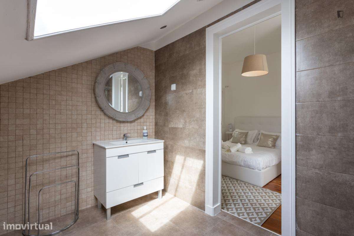 Quarto - localizado em Santa Apolónia Lisbon - Grande imagem: 5/6