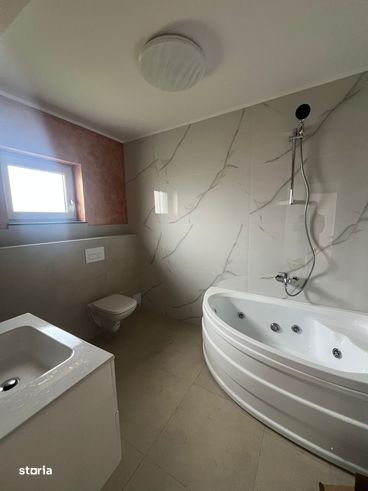 Apartament deosebit intr-o Vila, Selimbar - 150 mp + Pod generos-11
