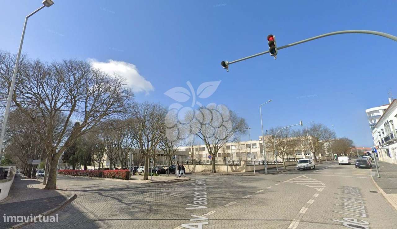 LOJA para investimento, com rendimento em Beja-11