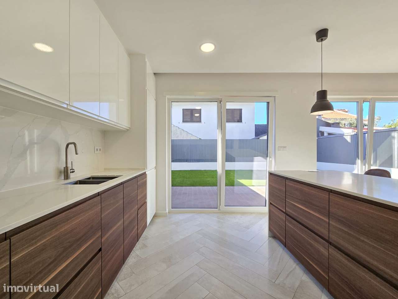 Moradia T3 nova perto da praia Lagoa de Albufeira Sesimbra-13