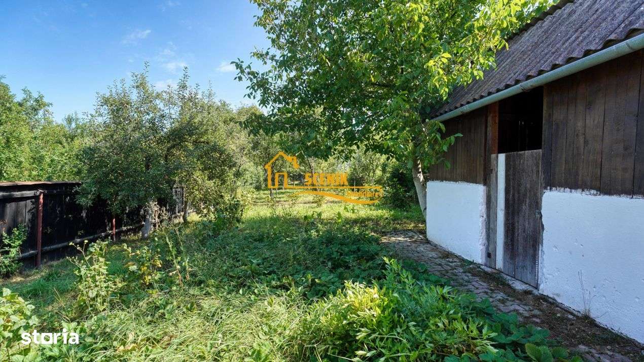 Covasna, casa cu structura deosebita, curte generoasa, dependinte foar-16