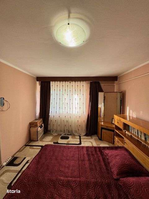 Apartament 3 camere, de vanzare, ULTRACENTRAL, Bacau, str. Marasesti-12
