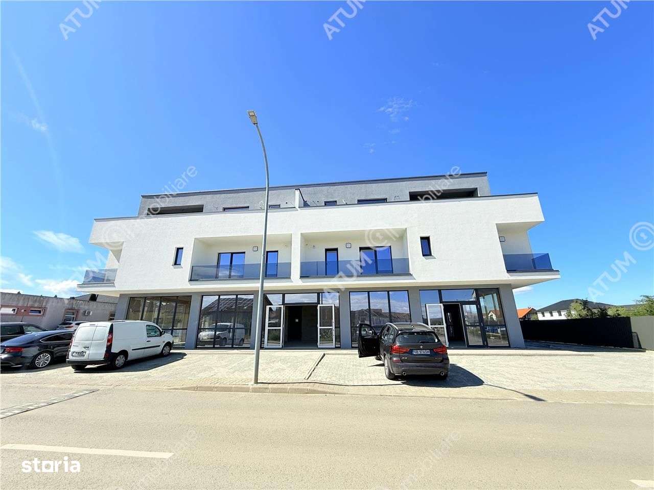 Spatiu comercial de inchiriat in Selimbar 252 mp si vitrina la strada - Imagine principală: 4/10