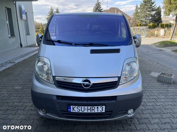 Opel Vivaro 2.5 CDTI L2H1 - 13