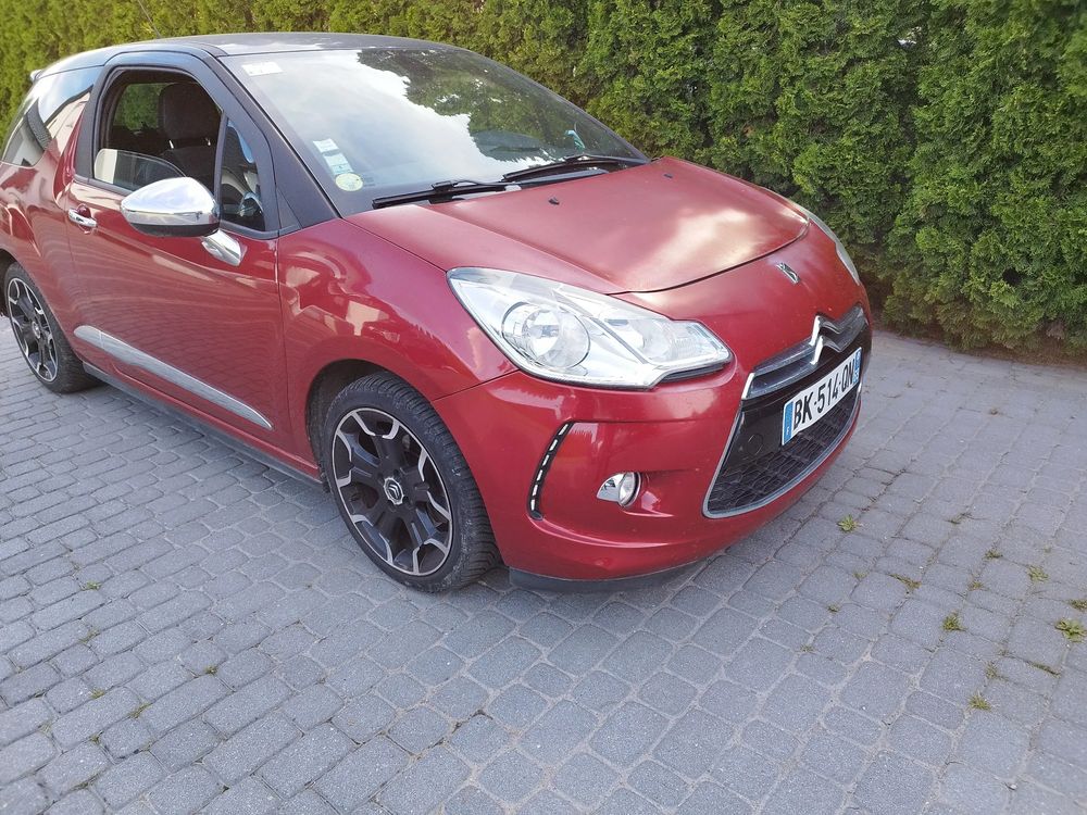 Citroën DS3 e-HDi 110 FAP SportChic 2011