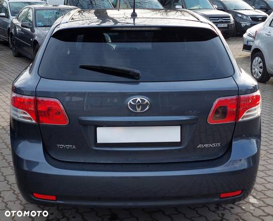 Toyota Avensis 2.0 D-4D Sol+NAVI - 5