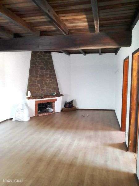 Casa para Arrendar - Tipologia T2 - São Martinho do Bispo - Grande imagem: 5/9