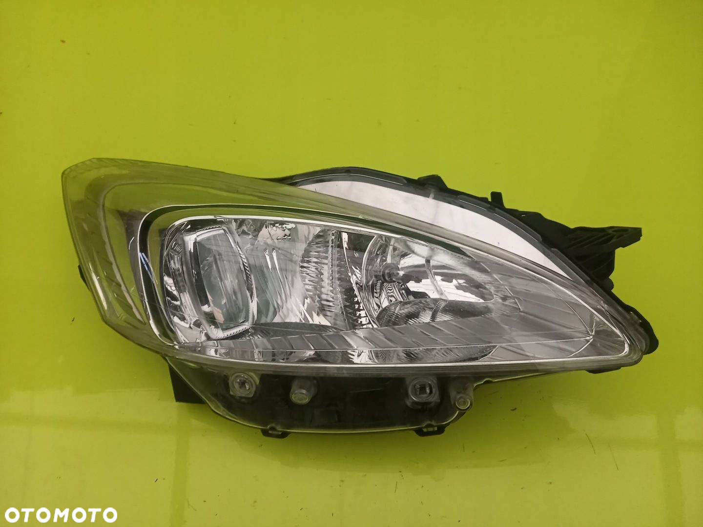 LAMPA PP PRAWY PRZÓD PEUGEOT 508 I 12R ANG - 2