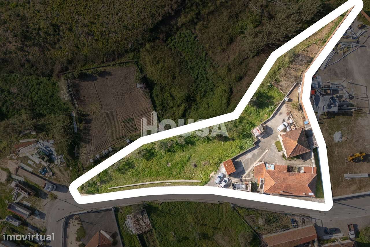 Moradia T3 com terreno de 2.157 m² – Raposeira, Colmeias | Leiria-51