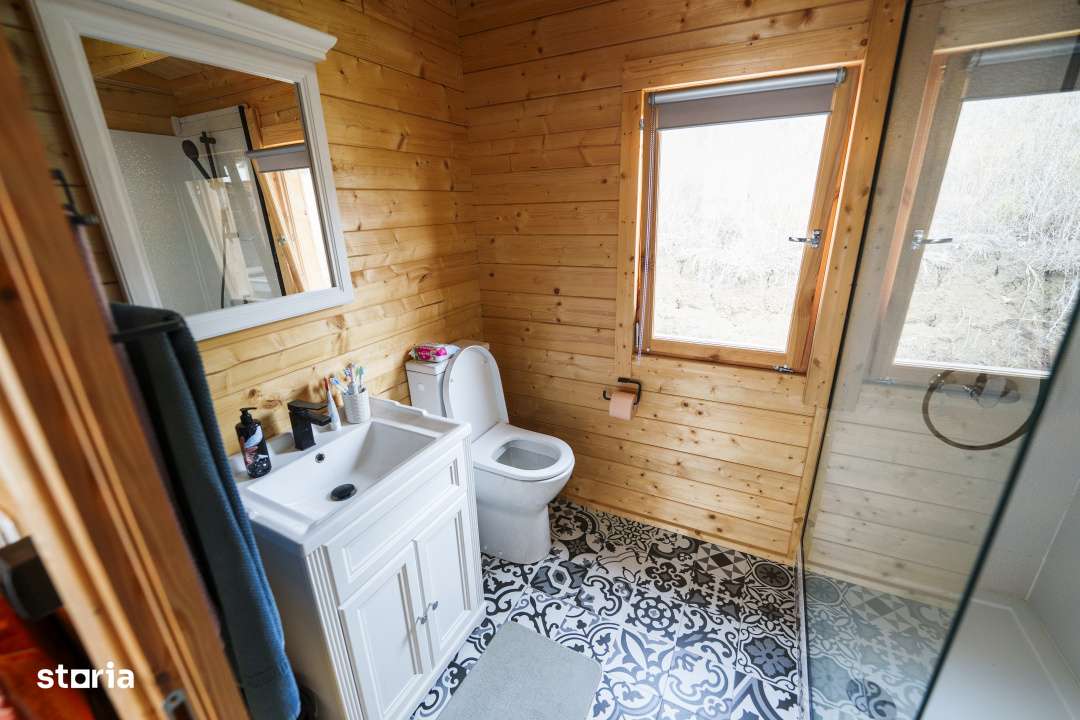 Casa din lemn,la cheie Podari, 500mp teren!-7