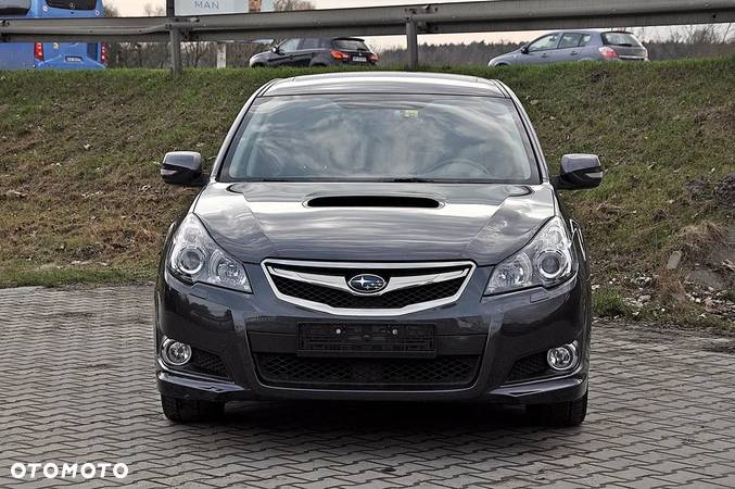 Subaru Legacy 2.5i GT - 5