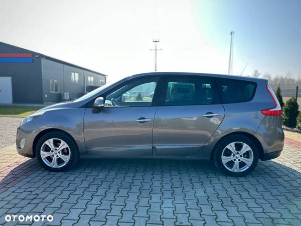 Renault Scenic 1.9 dCi Emotion - 11