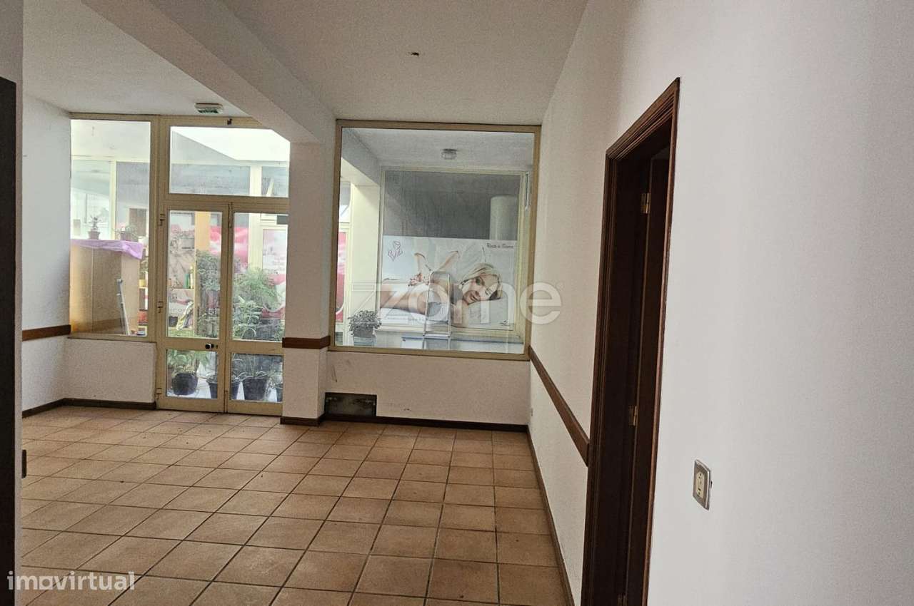 Loja ampla com 83 m - Grande imagem: 5/12