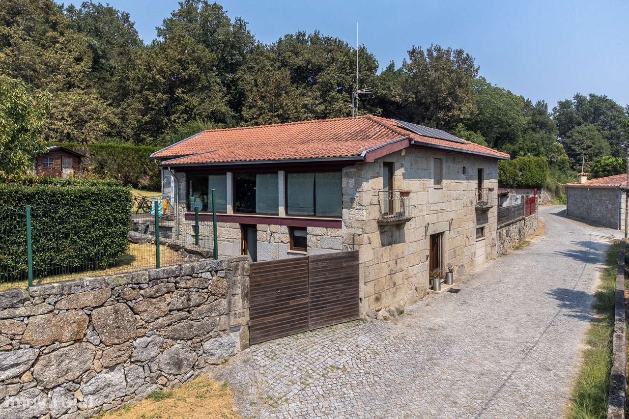 Moradia Independente T3  para Venda ou Permuta, em Prozelo, Amares-31