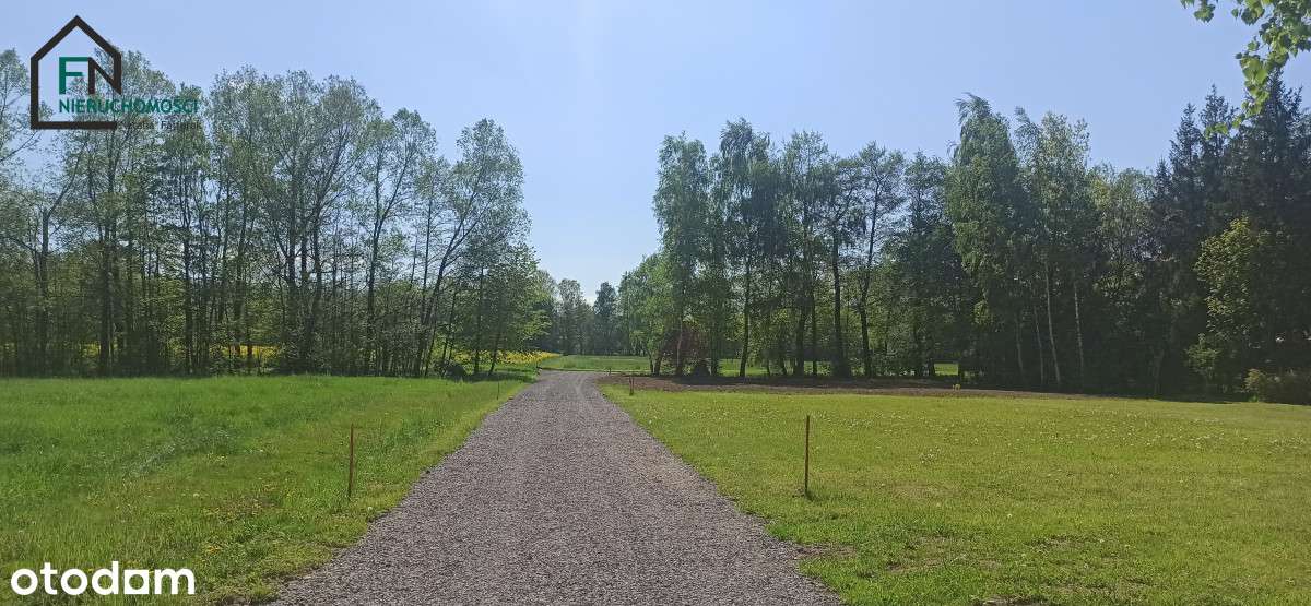 Atrakcyjne działki z doskonałą lokalizacją-12